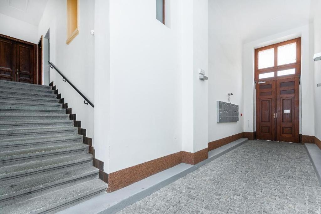 Appartement Nice Apartman In New Town Prague Extérieur photo